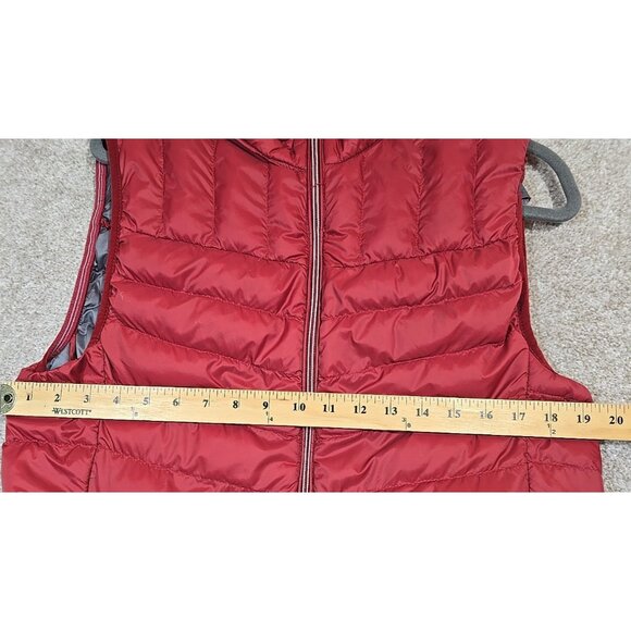 Michael Kors Down Puffer Vest Lightweight Full Zip Pockets Festive Burgundy Sz M - Picture 4 of 15